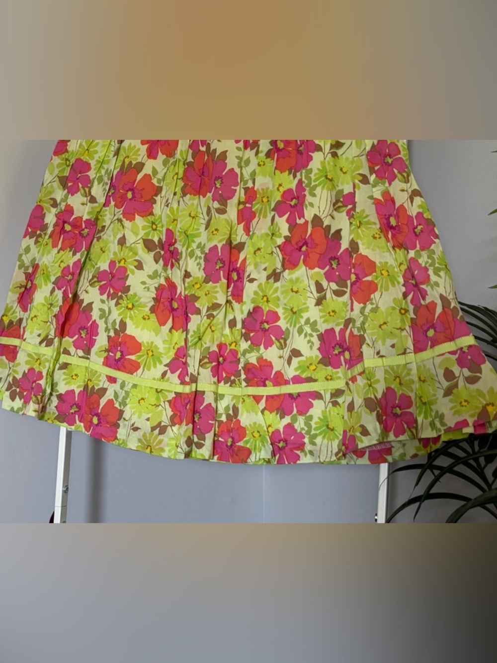Liz Claiborne Bright Floral Circle Skirt in Lime & Pink - Picture 5 of 16